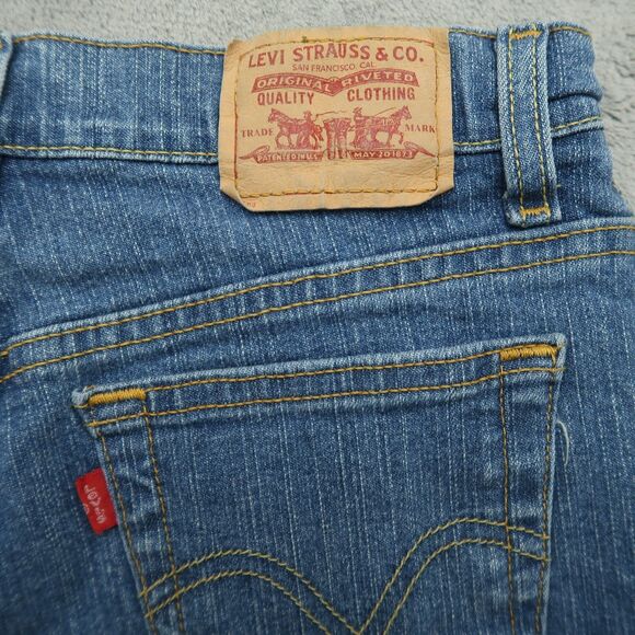 Levi's 550 Jeans Women's Size 8M Blue Mid-Rise Relaxed Bootcut 28.5" Inseam - Picture 12 of 16